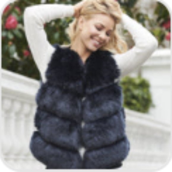 Popski London "Faye" Faux Fur Vest Gilet Navy Blue One Size - Picture 5 of 5